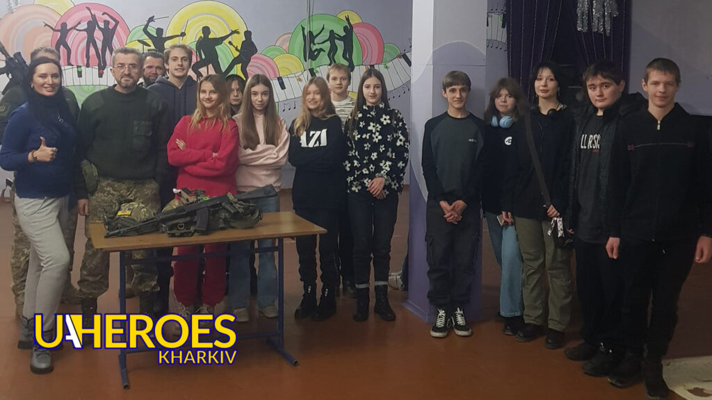 Бійці ДФТГ «Фенікс» продовжують проводити зустрічі з відвідувачами Молодіжний центр High Hub Височанської громади