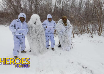 Передали на прохання наших хлопців необхідні засоби та маскувальні костюми, -