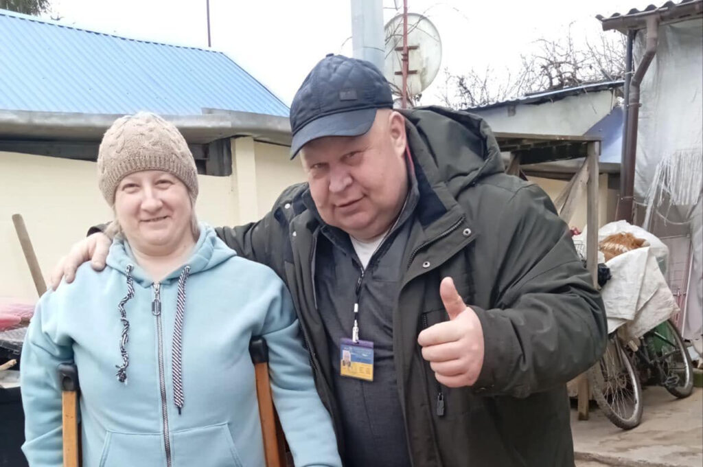 ГО "Єдність та Сила" подарувала інвалідний візочок харків'янці з обмеженими можливостями, - ГО “Дружини ветеранів” 