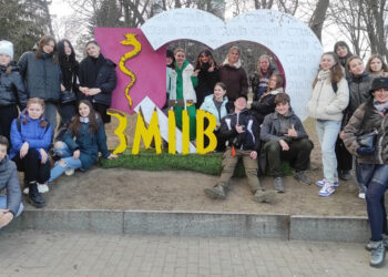 Зустріч з однодумцями: екскурсія до Зміївського Молодіжного Центру Hub Idei