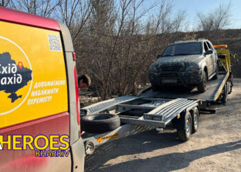 Харківські майстри дарують друге життя бойовій машині: спільна робота заради перемоги, - БО “БФ “Гуманітарний хаб “Схід-Захід”