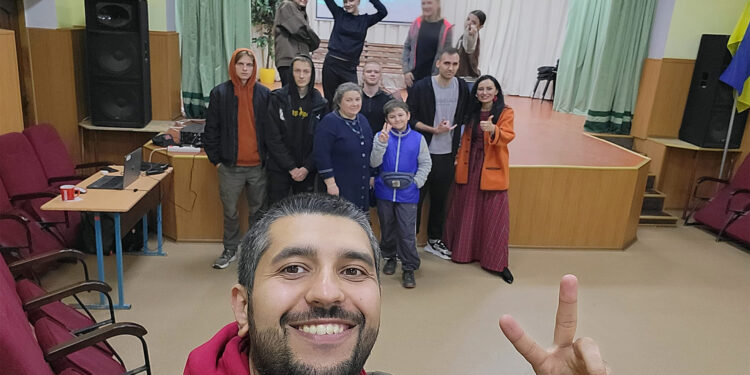 Відкрийте для себе світ інвестицій та англійської мови на захоплюючому заході в Покотилівці, - Волонтерський центр допомоги "Люботин SOS"