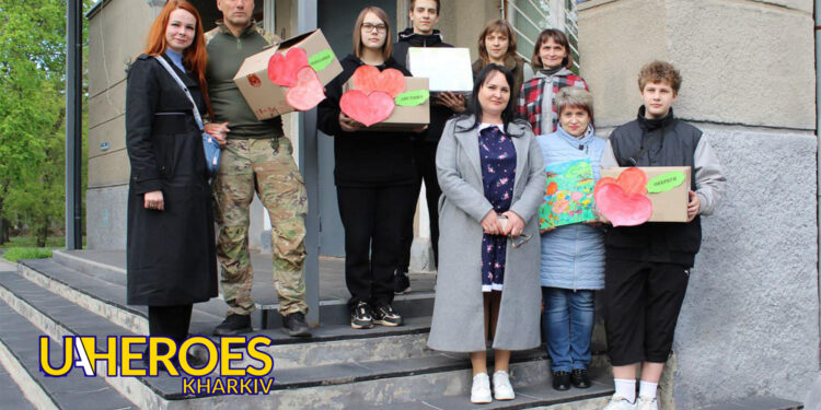 Харківський ліцей 113: учні з любов'ю та турботою зібрали смаколики та обереги для Захисників України, - ГО “Дружини ветеранів” 