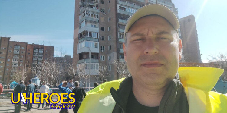 Харків під обстрілами: рятувальники та волонтери ліквідують наслідки, - БО “БФ “Гуманітарний хаб “Схід-Захід”