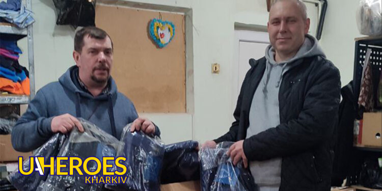 Передали до шпиталю светри від ГО Українська спілка активістів Майдану "Нескорені", - БО “БФ “Гуманітарний хаб “Схід-Захід”