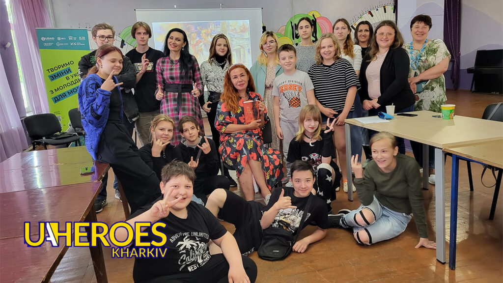 Мотивуюча зустріч з письменницями з Харкова в Молодіжному центрі High Hub, - ГО “Асоціація молодіжних лідерів України”