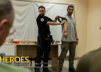 Сертифіковані інструктори зі Швейцарії та Італії проводять тренінг з домедичної допомоги, - БО “БФ “Гуманітарний хаб “Схід-Захід”