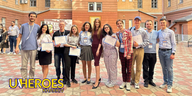 Політичні дебати у громадах: 3 місяці навчання, запеклий турнір, нові навички, - ГО “Асоціація молодіжних лідерів України”