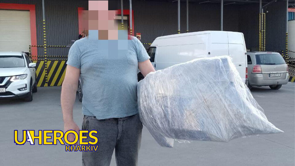 Допомогли в доставці бамперу для автомобіля військових, - БО “БФ “Гуманітарний хаб “Схід-Захід”