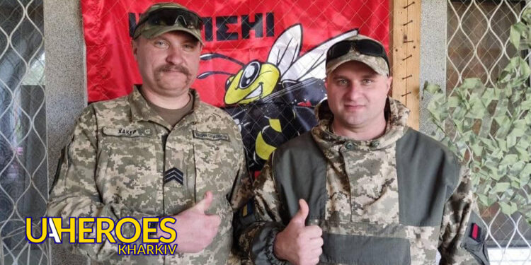 Невтомні «Шалені бджілки» з Краснограду продовжують плести маскувальні сітки для наших воїнів