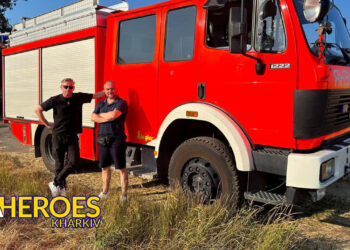 Олег Абрамичев та Сергій Жадан доставили чергову пожежну машину для Харкова