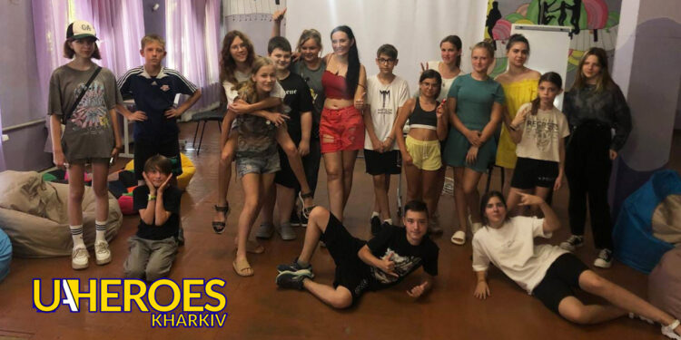 "Жива бібліотека" та "Як не помилитися у виборі професії": харківська молодь шукає себе попри спеку та відсутність світла, - ГО “Асоціація молодіжних лідерів України”