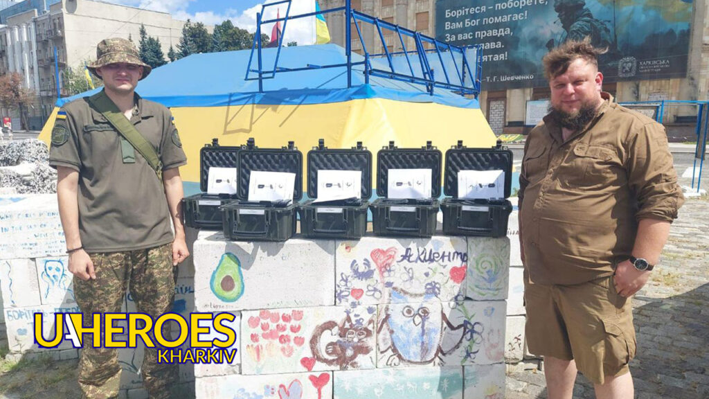 Олег Абрамичев передав українським захисникам допомогу від литовського народу