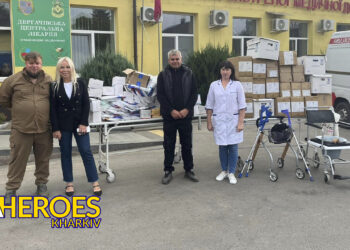 Волонтер Олег Абрамичев передав допомогу для Дергачівської лікарні