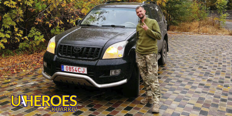 Транспорт для воїнів: авто від Blue / Yellow вже на передовій, - Олег Абрамичев | Волонтер