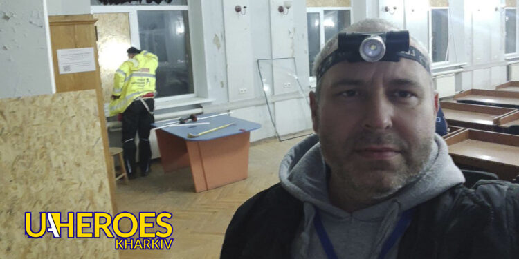 Спільна робота з відновлення: консервація пошкодженої будівлі ХНУРЕ, - БО “БФ “Гуманітарний хаб “Схід-Захід”