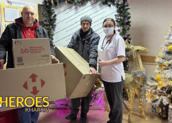 Різдвяна казка для маленьких пацієнтів 16-ї дитячої лікарні: подарунки, посмішки та надія, - БО “БФ “Гуманітарний хаб “Схід-Захід”