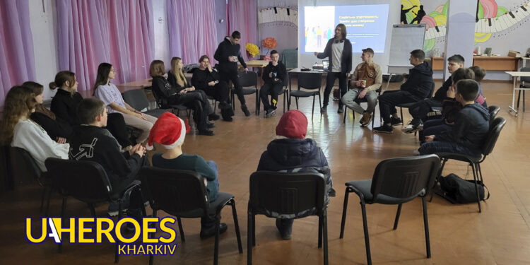 Молодіжний центр High Hub: тренінг у Бабаях і святковий настрій для молоді, - ГО “Асоціація молодіжних лідерів України”