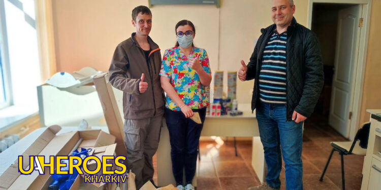 🙏 Підтримка малюків: передано штативи, ліки та харчування до дитячої лікарні Харкова, - БО “БФ “Гуманітарний хаб “Схід-Захід”