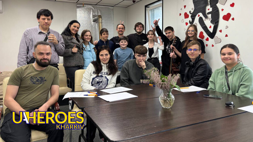 🎤 Зустріч із композитором Євгеном Турчиновим: як створюється пісня, - Молодіжний центр High Hub