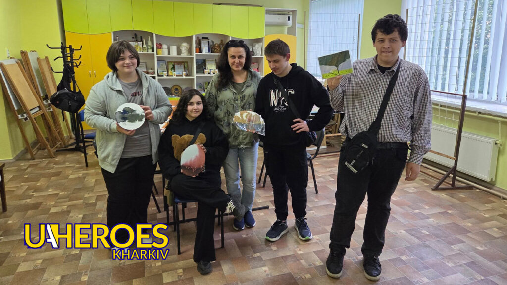 🌟 Як створювати мрію на папері: арттерапія у Молодіжному Центрі "Хай Хаб"
