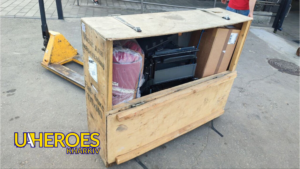 🇬🇧 Отримано чергову партію допомоги з Великої Британії для захисників, - БО “БФ “Гуманітарний хаб “Схід-Захід”