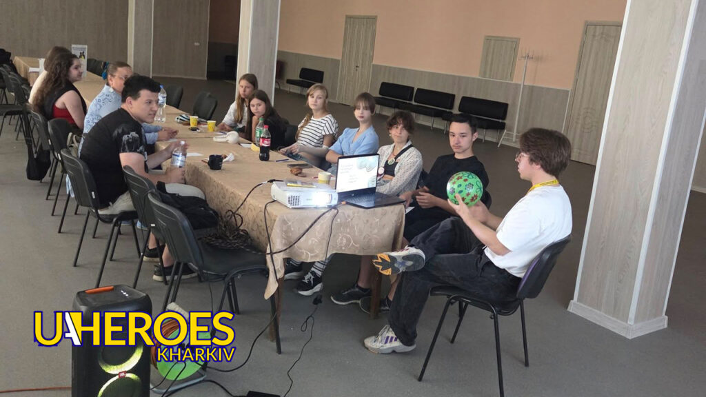 💬 Практичні навички протидії психологічному тиску — у Молодіжному Центрі High Hub