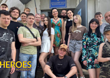 🎬 Денис Воронцов відвідав Молодіжний Центр "Хай Хаб": показ документальних фільмів та спілкування з глядачами