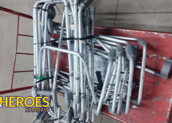 🚚 Отримали ще вантаж милиць та ходунків від волонтерів Великобританії, - БО “БФ “Гуманітарний хаб “Схід-Захід”