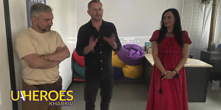 🎬 У Височанській громаді відбувся кінопоказ "Дикого Поля" за участі Жадана та Озерова, - Молодіжний центр High Hub