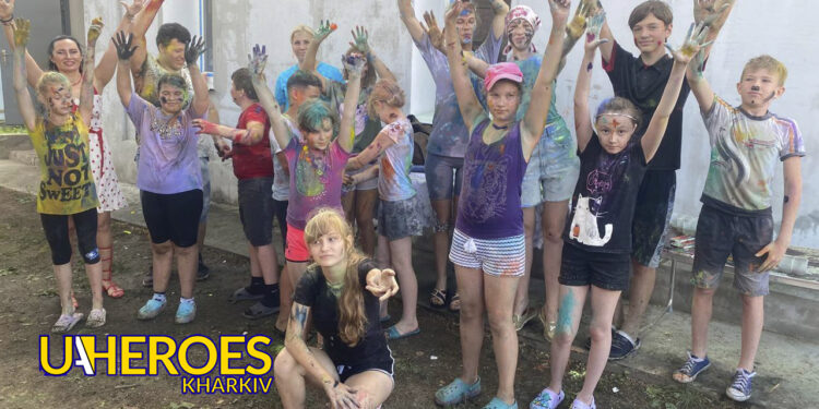 🎨 Емоції через фарби: унікальний формат тренінгу від ГО "Конфіденс", - Молодіжний центр High Hub