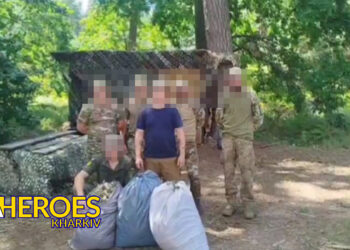 🛡️ Ще три маскувальні сітки поїхали захищати нашу бронетехніку, - БО “БФ “Гуманітарний хаб “Схід-Захід”