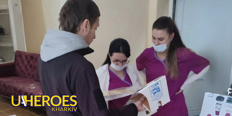 🚑 Термінова допомога 16-й дитячій лікарні: доставлено фіксатори голови для пацієнтки, - БО “БФ “Гуманітарний хаб “Схід-Захід”