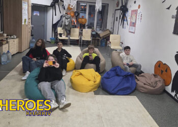 🎥 У Молодіжному центрі High Hub відбувся показ фільмів Docudays UA: «Як пройшли мої літні канікули?» і «Де мій бронік?»