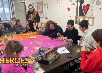 🕯️ У Молодіжному центрі High Hub відбулися майстеркласи «Свічка пам’яті» та «Квіти незламності» для підлітків