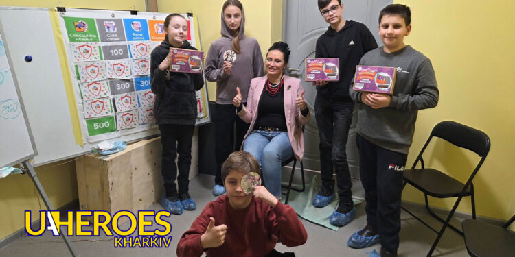 🕵️‍♂️ Боротьба з фейками та ботофермами: у Молодіжному центрі High Hub пройшла гра «Конструктор квестів»