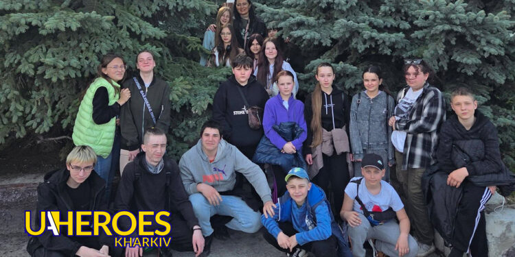 🏛️ Відвідувачі Молодіжного Центру High Hub відправились на екскурсію " Скарби Сковороди" в селище Бабаї