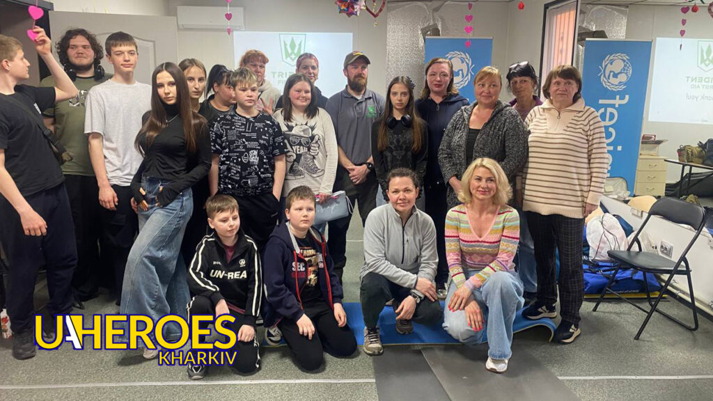 🩺 Волонтер із Британії провів тренінг з домедичної допомоги у Молодіжному центрі High Hub