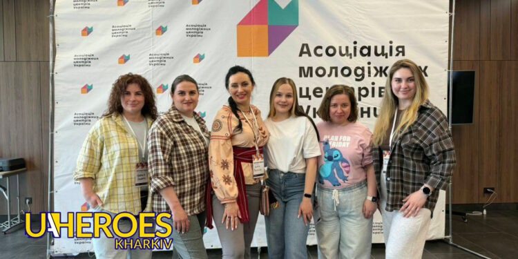 🎓 Досвід, розвиток і нові ідеї: участь Молодіжного центру High Hub у зборах АМЦУ